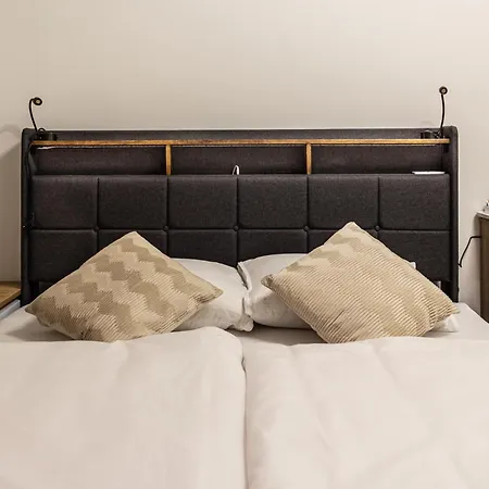 - 24h Self-check-in Hostel Linz