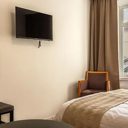 Hostel - 24h Self-check-in Linz