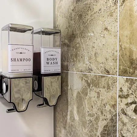 - 24h Self-check-in * Linz