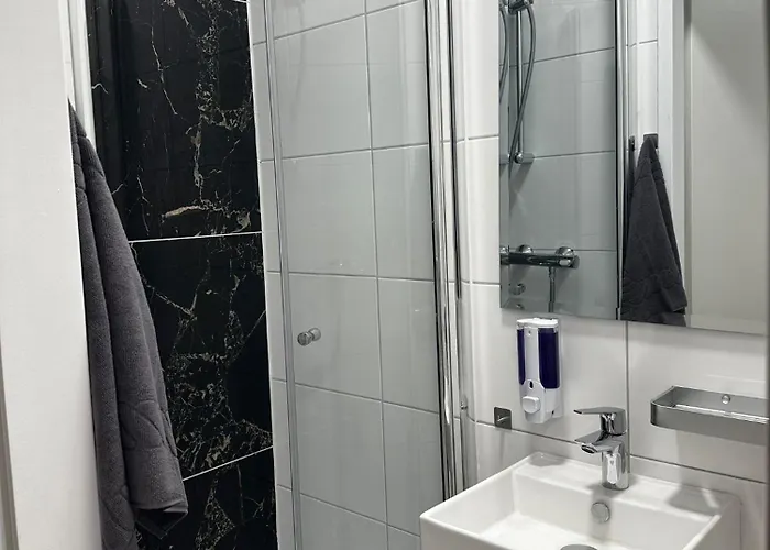 - 24h Self-check-in Vandrarhem *