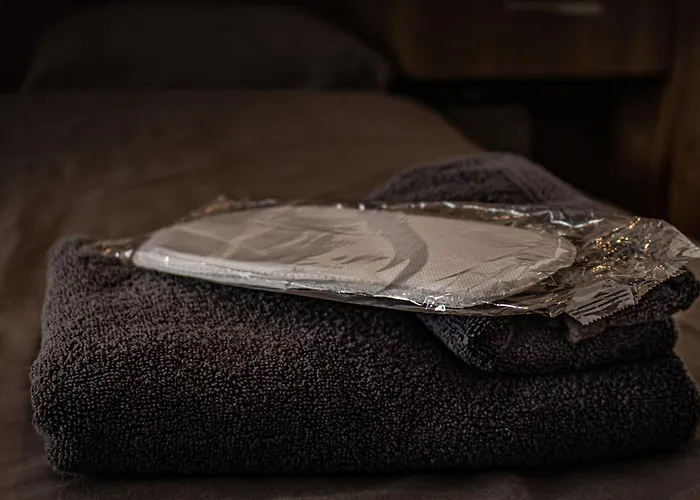 - 24h Self-check-in * Linz