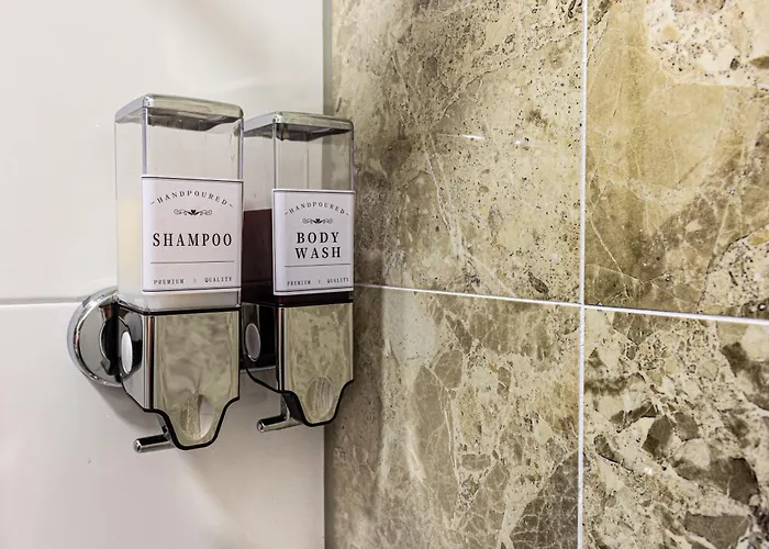 - 24h Self-check-in * Linz