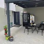 - 24h Self-check-in Hostal *