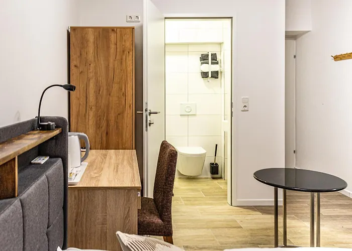 - 24h Self-check-in Linz